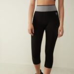 Apparel CA Intimissimi Women In Action Stretch Organic Cotton Capri Leggings 731I-Black/Mid Grey Melange DD6R6T1397